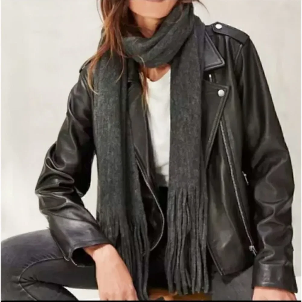 Lucky Brand Brushed Raschel Gray Fringed Scarf NWT